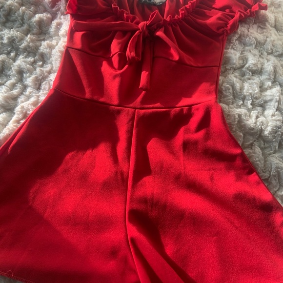 Red Ruffle Detail Romper. US 4 - Picture 5 of 8